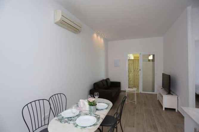 Apartamentos La Mar Sala Piscina Compartida Кониль-де-ла-Фронтера Экстерьер фото